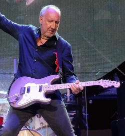 October 2016, Limited Edition Pete Townshend Stratocaster with two mini-humbucker pickups.