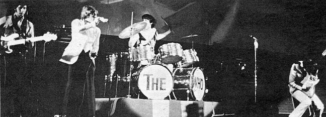 March/April 1967, the Murray the K shows in New York, with John and Pete each playing through two Super Beatles.