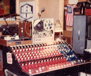 Quadrophonic Mavis desk, courtesy Kurt Schrotenboer