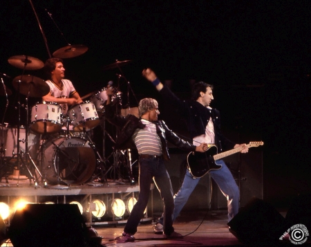 Click to view larger version – The Who at Toronto Maple Leaf Gardens, 1980. Photo courtesy and © Philip C. Perron.