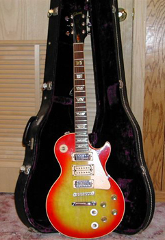 Modified 1975 Gibson Les Paul Deluxe (serial no. 450022)