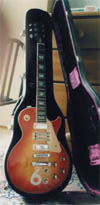 #6 1975 Les Paul Deluxe – front, courtesy Brad Rodgers.